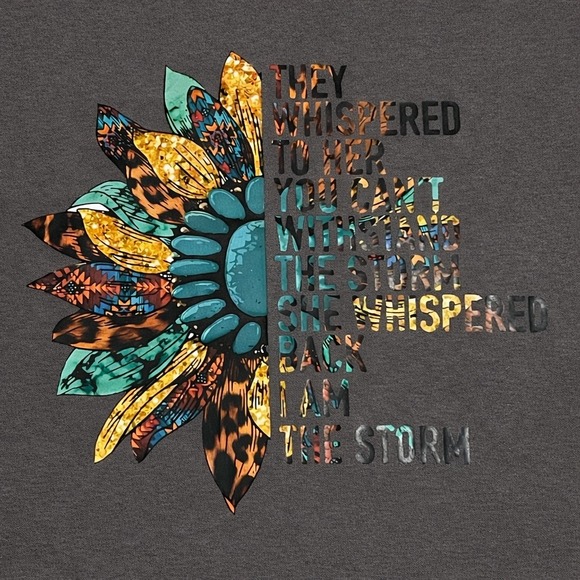 Gildan Women's Graphic Tee Sunflower "I Am The Storm" Charcoal S - Picture 3 of 7